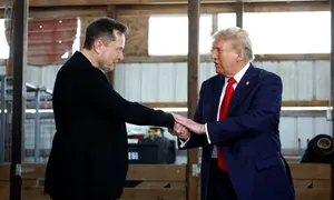 Cách Elon Musk tiếp cận ông Trump 'như hình với bóng'