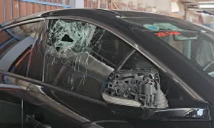 Tài xế trình báo ôtô bị đập phá sau mâu thuẫn giao thông ở TP HCM