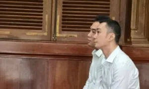 Chủ nhà hàng vướng lao lý vì 'chạy bảo kê' Chủ nhà hàng vướng lao lý vì 'chạy bảo kê'