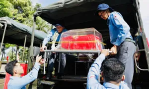 Đón 358 hài cốt liệt sĩ hy sinh tại Campuchia về nước