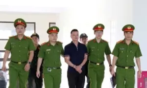 Trùm giang hồ Vi 'Ngộ' bị khởi tố thêm tội Trùm giang hồ Vi 'Ngộ' bị khởi tố thêm tội