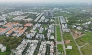 Nên bán chung cư hay đất nền để lấy tiền cho con đi du học? Nên bán chung cư hay đất nền để lấy tiền cho con đi du học?
