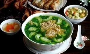 Vì sao không nên ăn canh cua vào buổi tối?