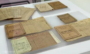 Tiền, trái phiếu Việt Nam qua các thời kỳ