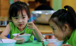 Những thực phẩm trẻ mầm non nên hạn chế