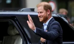 Harry lần đầu gặp lại Vua Charles sau 19 tháng