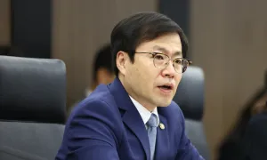 Bộ trưởng Hàn Quốc: Mỹ thừa nhận 'quá tay' trong vụ bắt 300 lao động Bộ trưởng Hàn Quốc: Mỹ thừa nhận 'quá tay' trong vụ bắt 300 lao động
