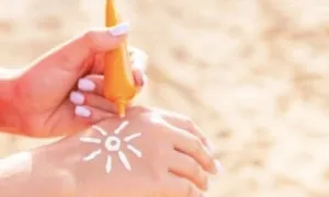 Thu hồi kem chống nắng chỉ số SPF 12 nhưng nhãn ghi 50