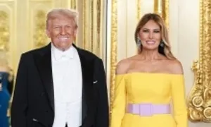 5 bộ cánh của bà Melania Trump trong chuyến thăm Anh