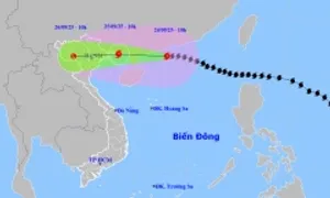 Ragasa giảm dưới cấp siêu bão, cách Quảng Ninh 570 km