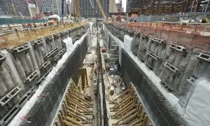 Chính quyền Trump đóng băng 18 tỷ USD vốn hạ tầng cho New York