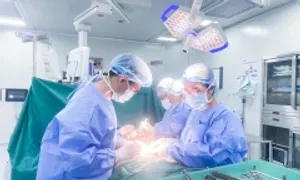 Dùng mỡ bụng tái tạo ngực cho người ung thư vú