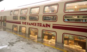 Dừng tàu Hà Nội 5 cửa ô vì ngập lụt