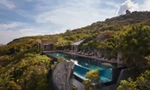 Bên trong hai khách sạn Việt Nam được Michelin chấm 'xuất sắc'