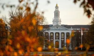 Cúp tiết, lười học nhưng vẫn được điểm A ở Harvard