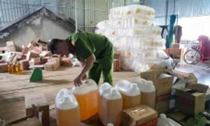 Sản xuất hơn 2,7 triệu lít dầu ăn giả