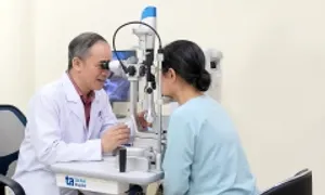 Khôi phục thị lực sau 20 năm bị sẹo giác mạc